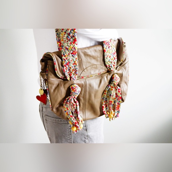 Cacharel taupe bag - Picture 2 of 9